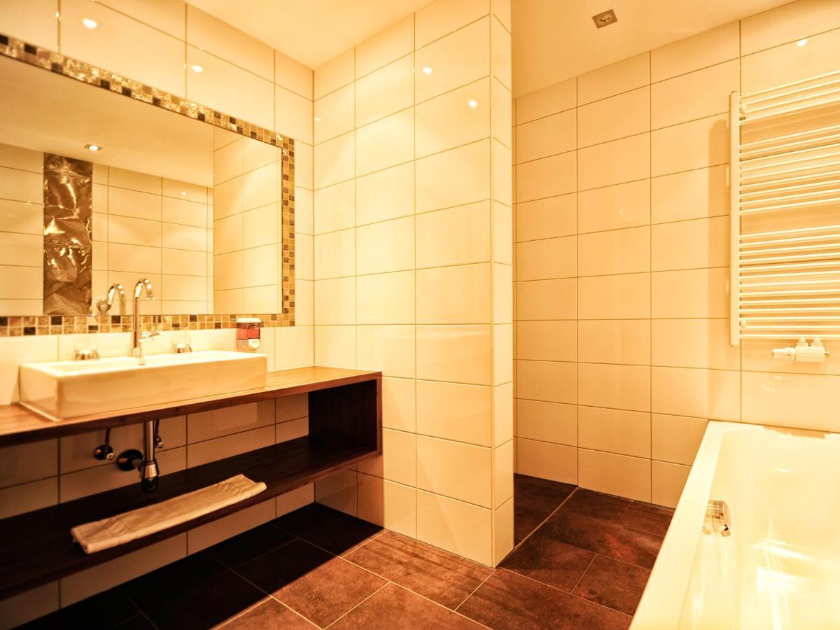 Hotel Garni Alpenland Ischgl Ngoại thất bức ảnh