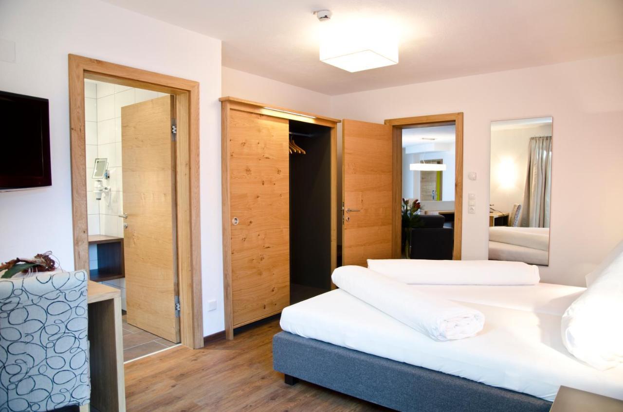 Hotel Garni Alpenland Ischgl Ngoại thất bức ảnh