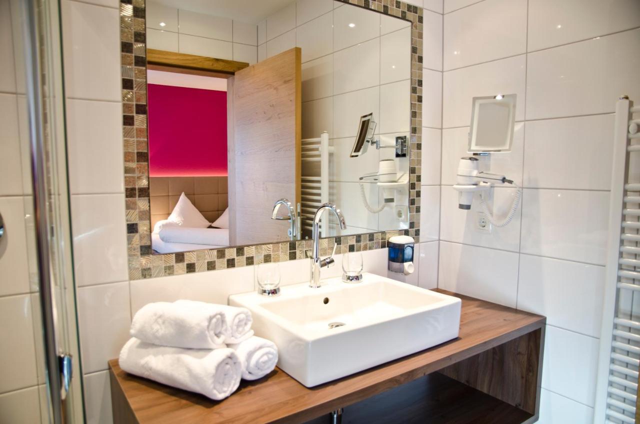 Hotel Garni Alpenland Ischgl Ngoại thất bức ảnh