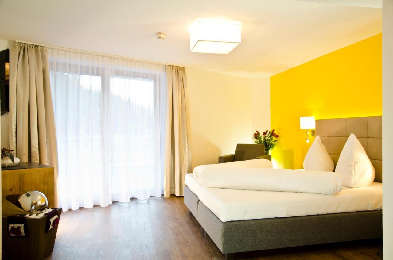 Hotel Garni Alpenland Ischgl Ngoại thất bức ảnh