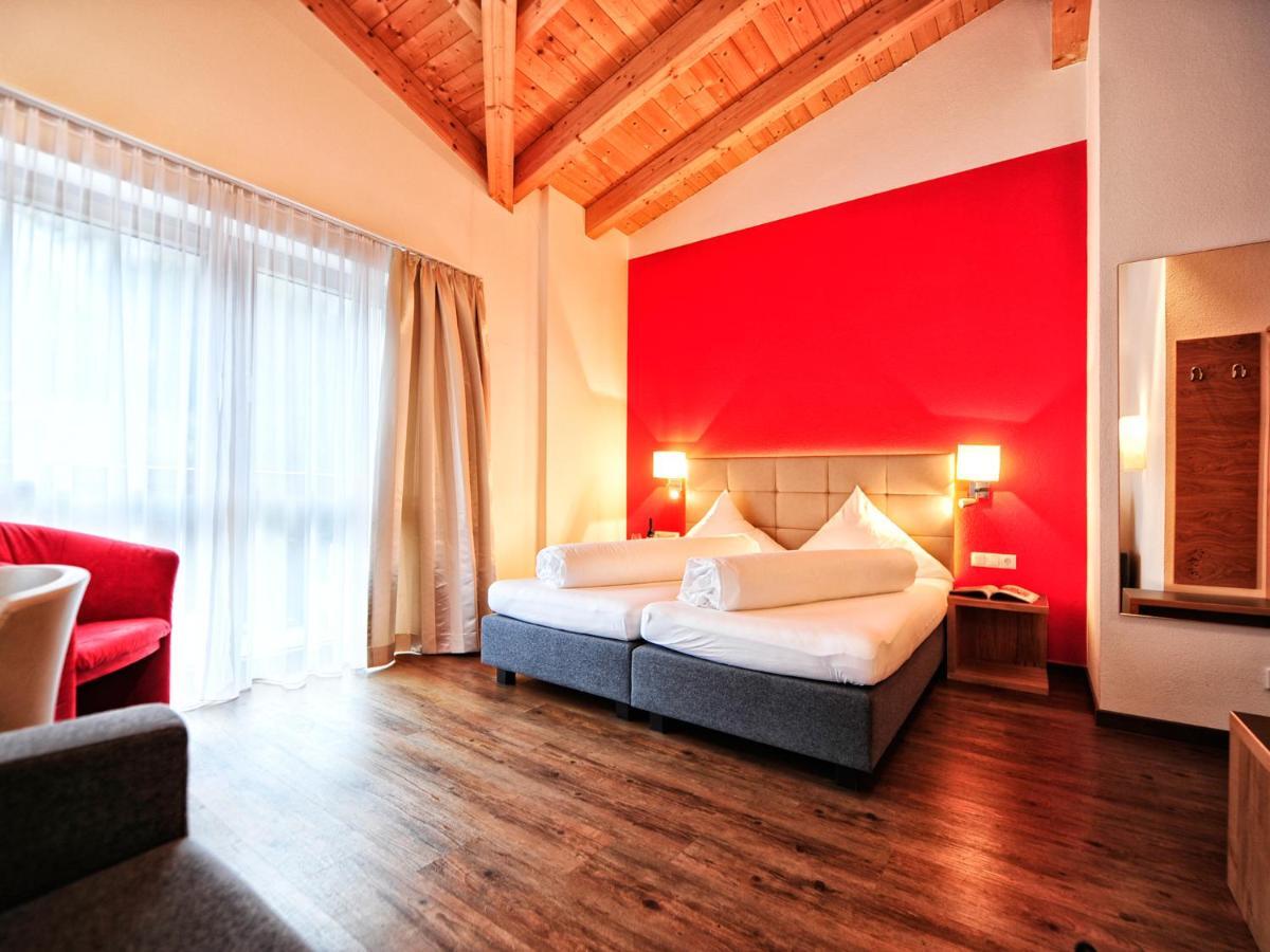 Hotel Garni Alpenland Ischgl Ngoại thất bức ảnh